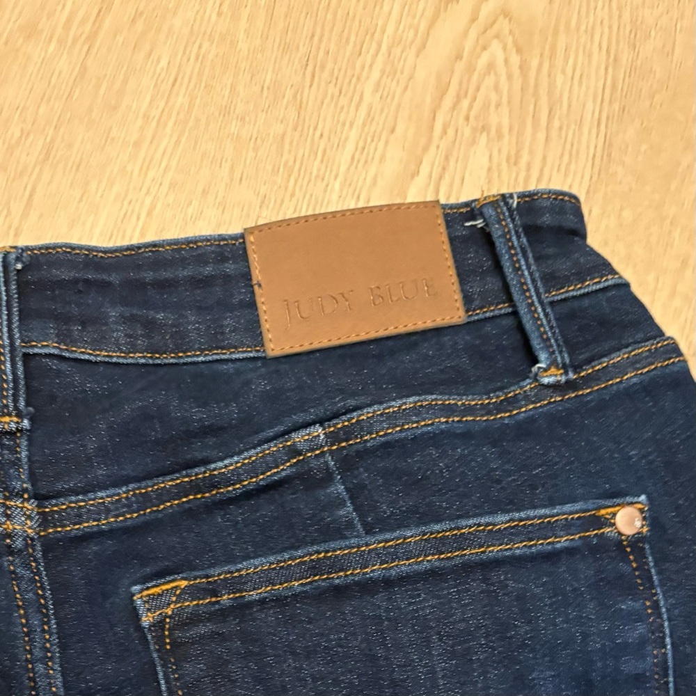 Judy Blue Midnight Straight Leg Jeans - Picture 5 of 5